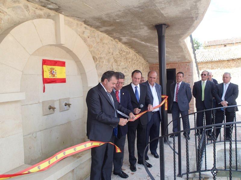 Inauguración de una plaza nueva en Ranera